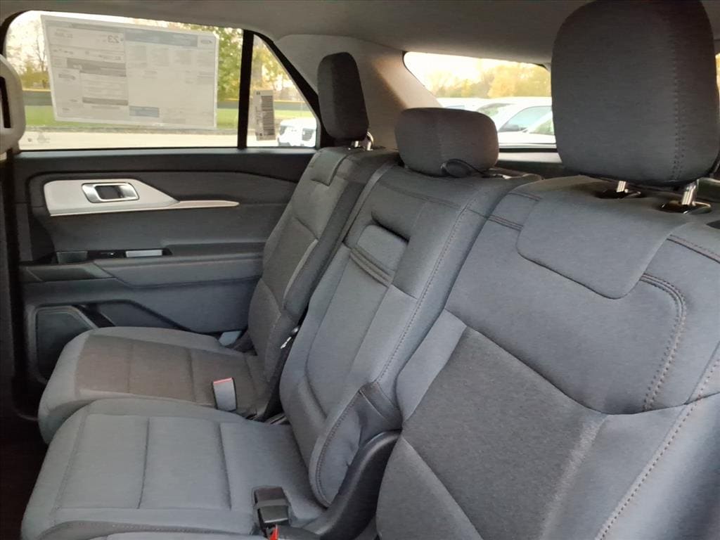 2026 Ford Explorer Active - Photo 8