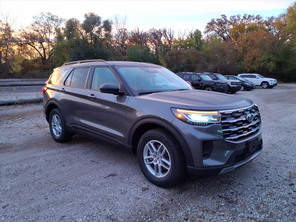 2026 Ford Explorer Active's photo
