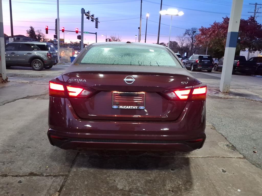 2024 Nissan Altima 2.5 SV photo 3