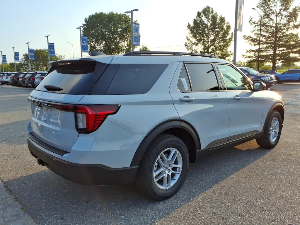New 2027 Ford Explorer Active SUV