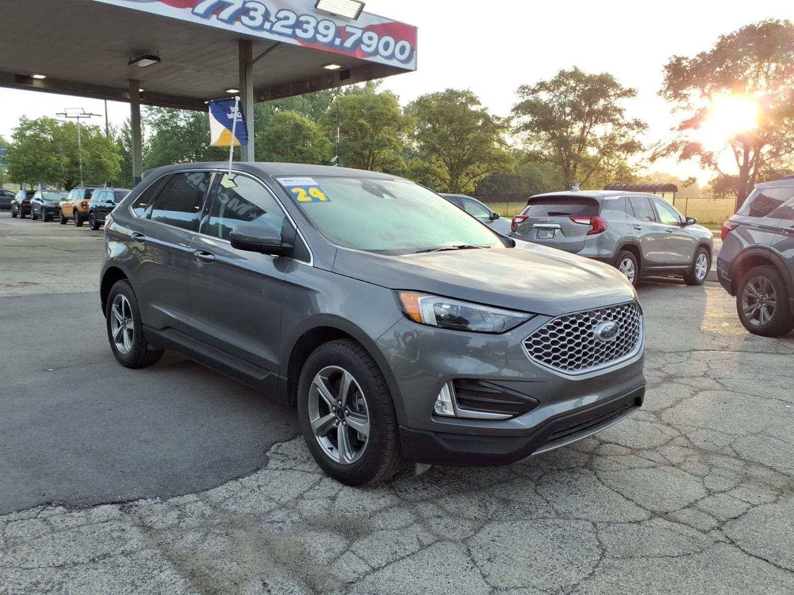 2024 Ford Edge SEL AWD's photo