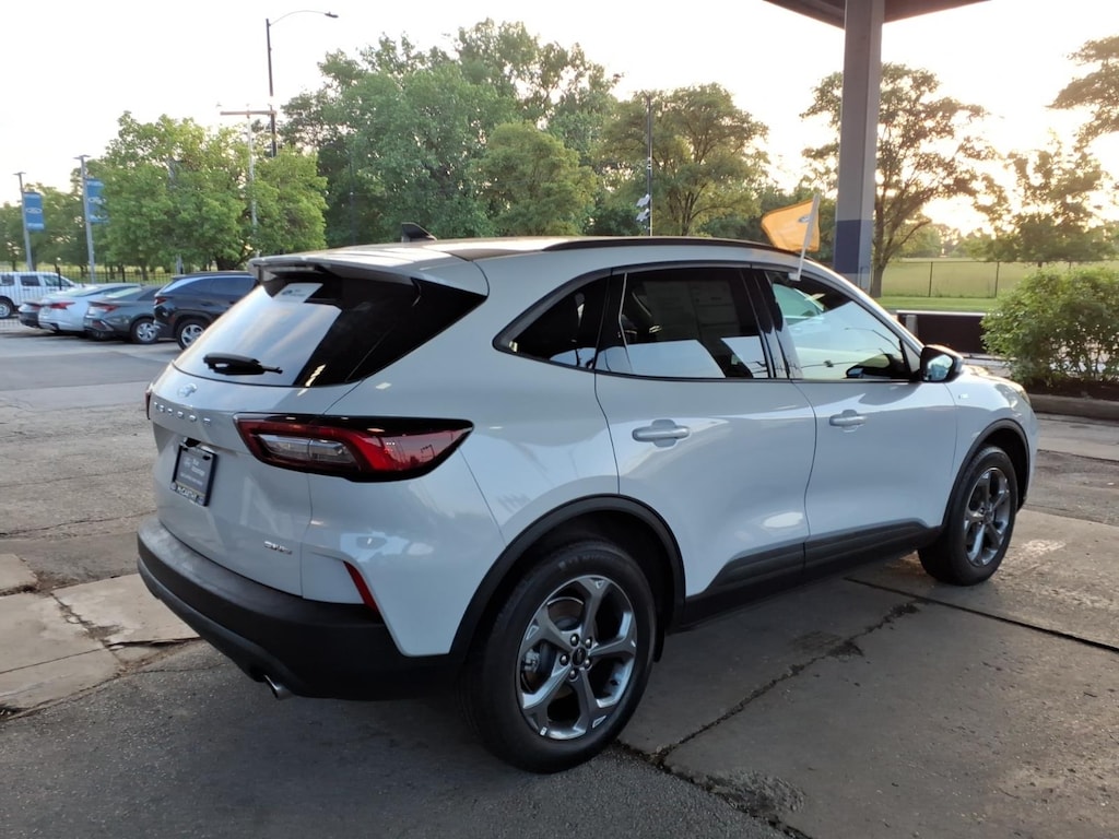 Certified 2025 Ford Escape ST-Line Select SUV
