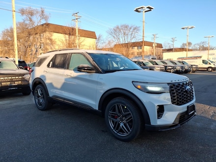 2026 Ford Explorer ST-Line SUV