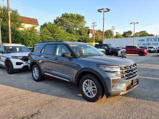 2025 Ford Explorer Active SUV