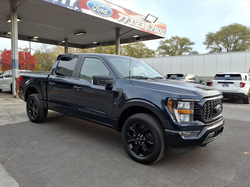 2023 Ford F-150 XL's photo