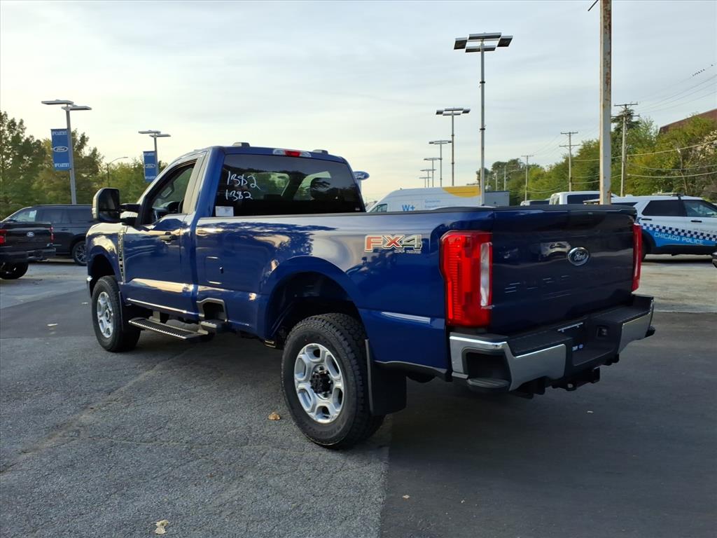 2026 Ford F-250 XLT photo 3