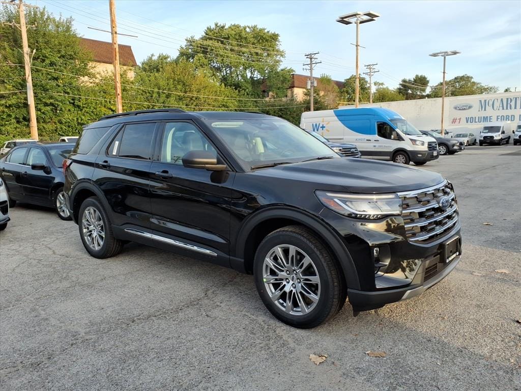New 2025 Ford Explorer Active SUV
