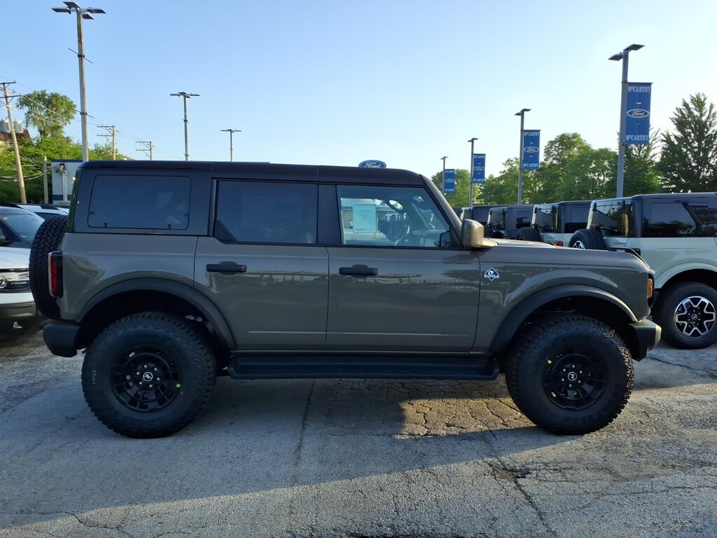 New 2026 Ford Bronco Outer Banks SUV