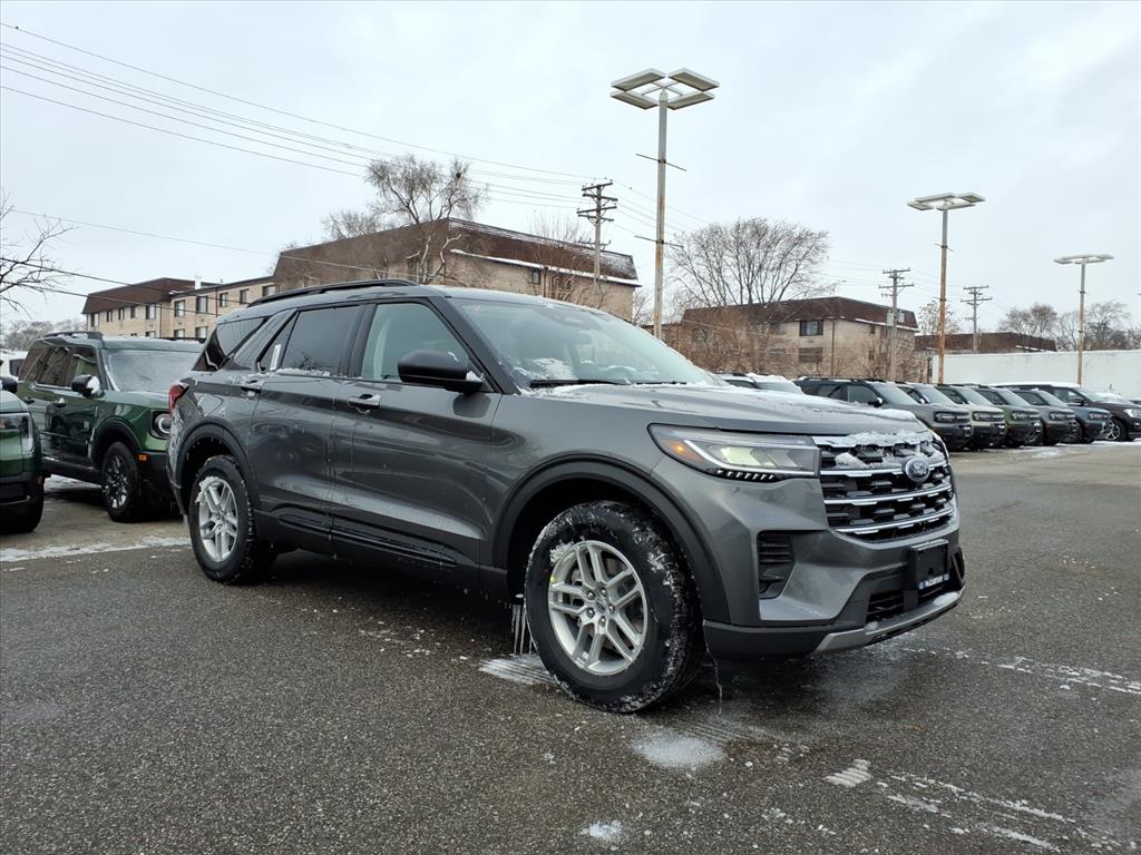 2026 Ford Explorer Active's photo