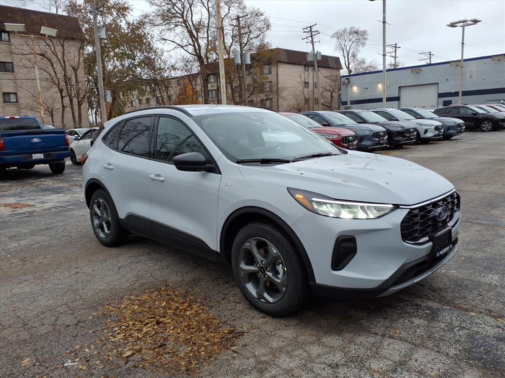 2026 Ford Escape ST-Line's photo