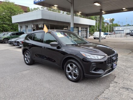 2025 Ford Escape ST-Line SUV