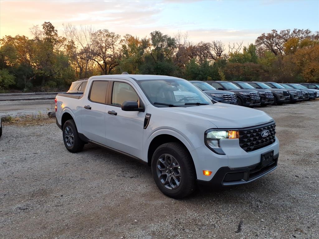 2025 Ford Maverick XLT's photo