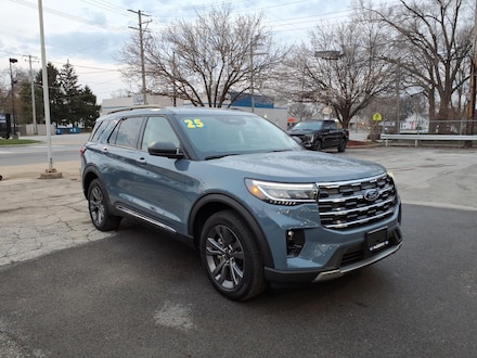 2025 Ford Explorer Active SUV