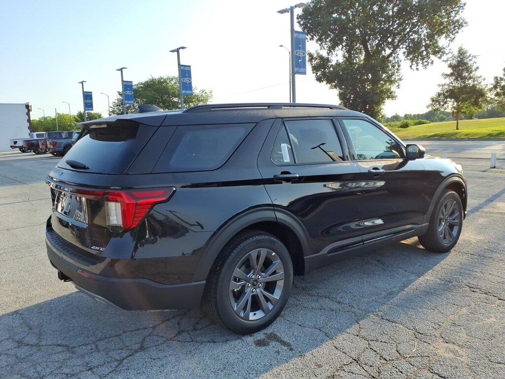 New 2026 Ford Explorer Active SUV