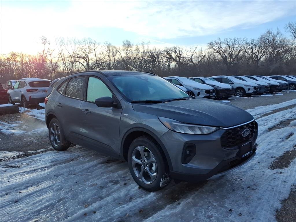 2026 Ford Escape ST-Line Select's photo