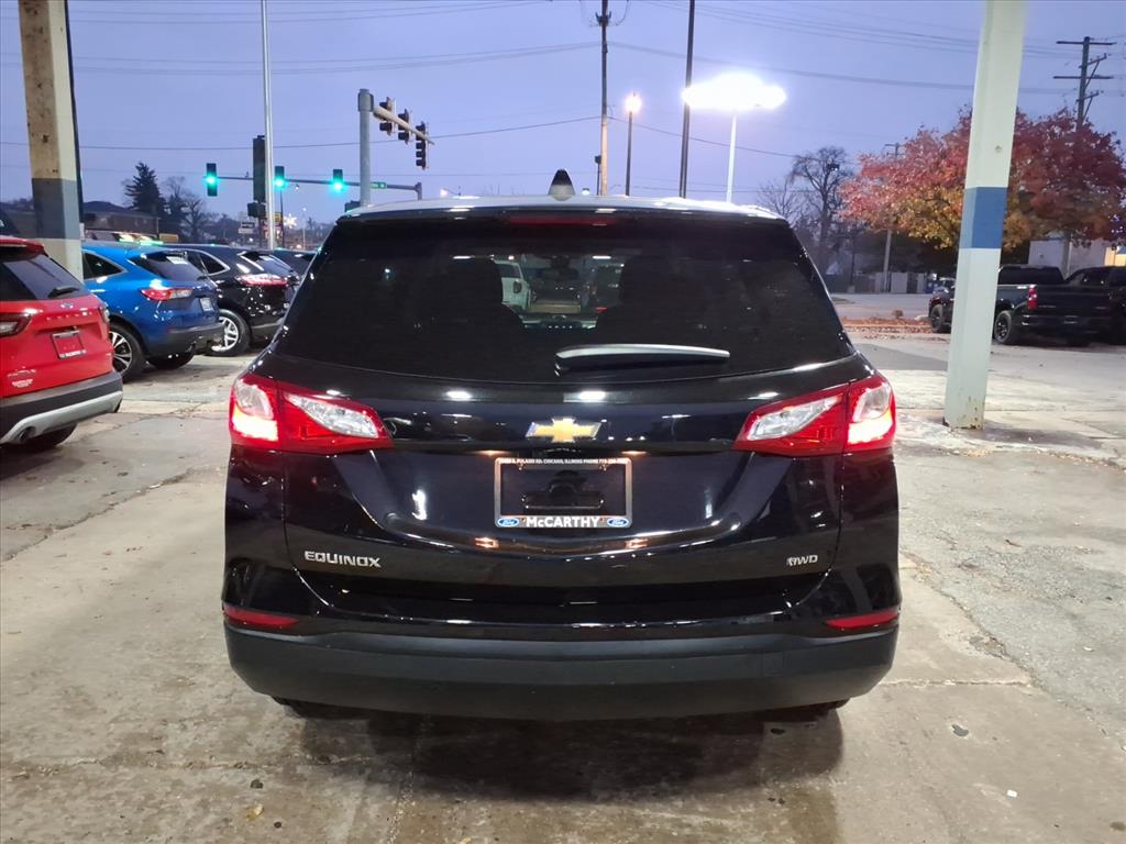 2020 Chevrolet Equinox LS photo 4