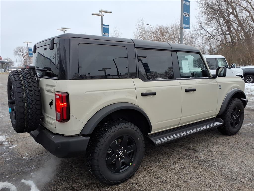 2025 Ford Bronco Big Bend photo 2