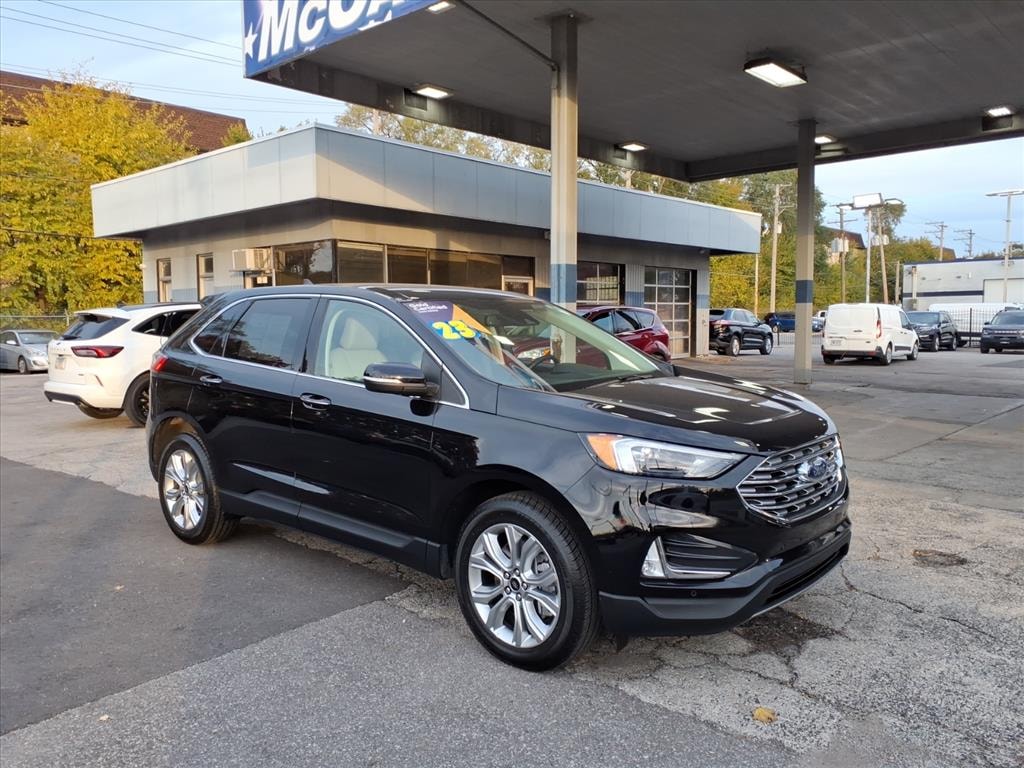 Certified 2023 Ford Edge Titanium SUV