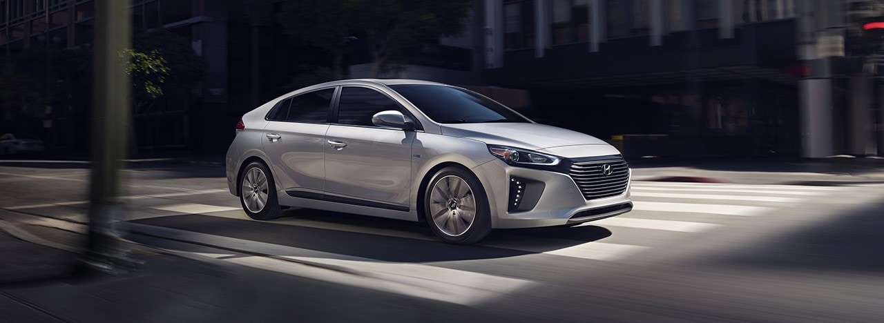 17_Hyundai_Ioniq_blue_springs_mo.jpg