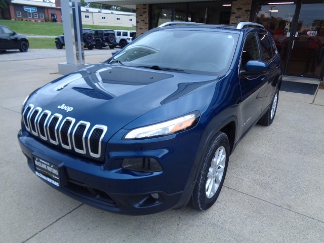 Used 2018 Jeep Cherokee Latitude Plus with VIN 1C4PJMLB9JD535726 for sale in Newton, IL
