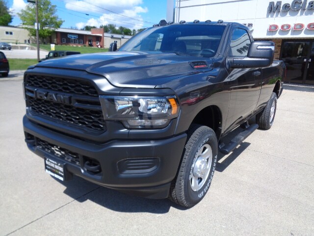 2024 Ram 2500 Tradesman photo 2