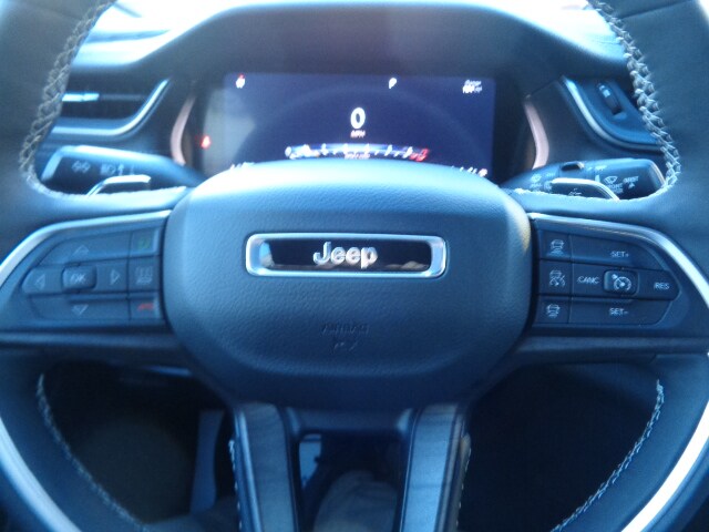 2025 Jeep Grand Cherokee L Limited - Photo 17