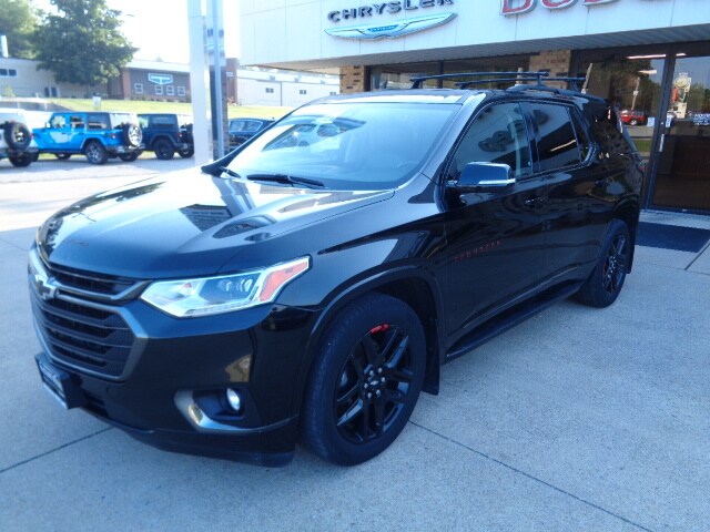 2019 Chevrolet Traverse Premier photo 2