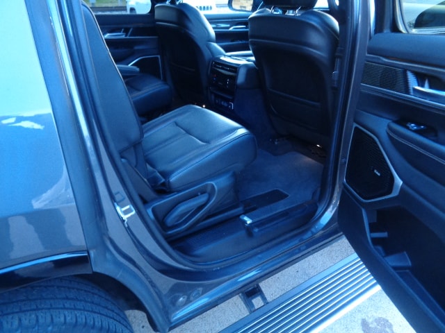 2022 Jeep Wagoneer Series III - Photo 10
