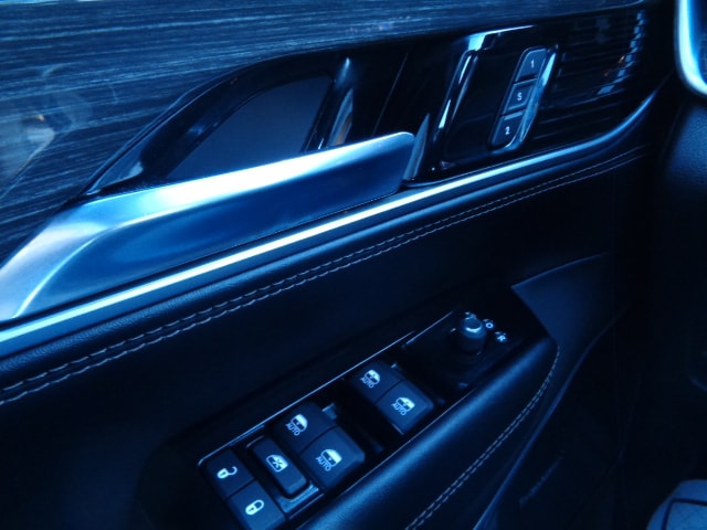 2022 Jeep Wagoneer Series III - Photo 19