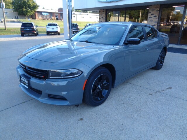 2023 Dodge Charger SXT photo 2