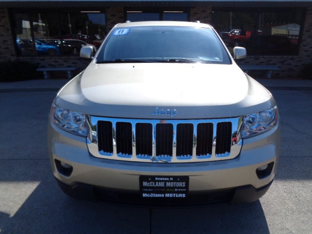 Used 2011 Jeep Grand Cherokee Laredo with VIN 1J4RR4GG8BC567060 for sale in Newton, IL