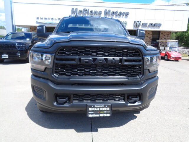2024 Ram 2500 Tradesman photo 3