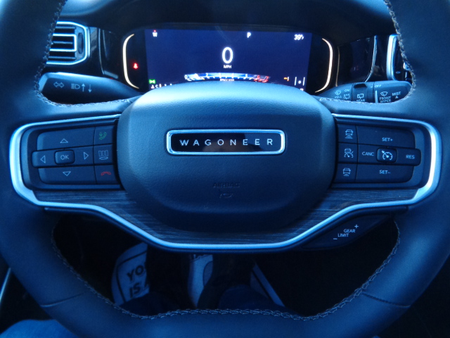 2022 Jeep Wagoneer Series III - Photo 18
