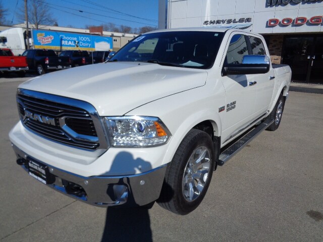 Used 2018 RAM Ram 1500 Pickup Laramie Limited with VIN 1C6RR7PT3JS201457 for sale in Newton, IL