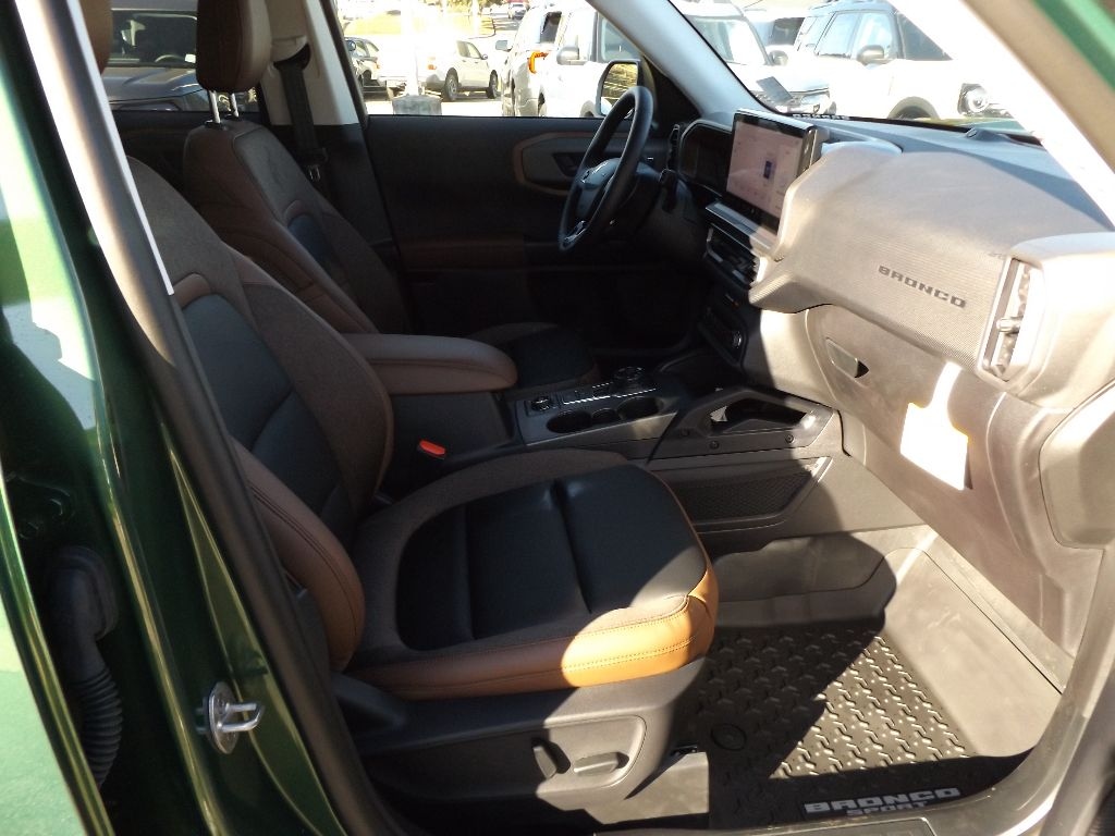 New 2025 Ford Bronco Sport Outer Banks SUV