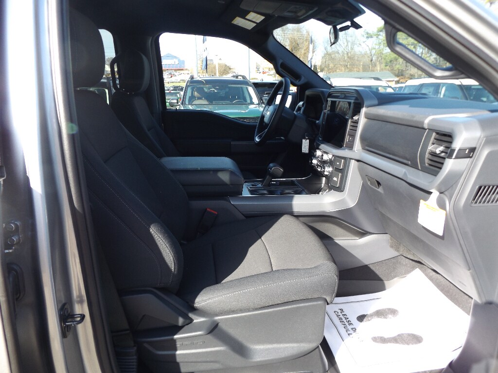 New 2026 Ford F-150 XLT Truck SuperCrew Cab