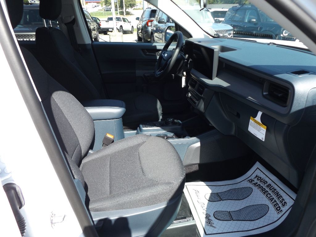 New 2025 Ford Maverick XL Truck SuperCrew