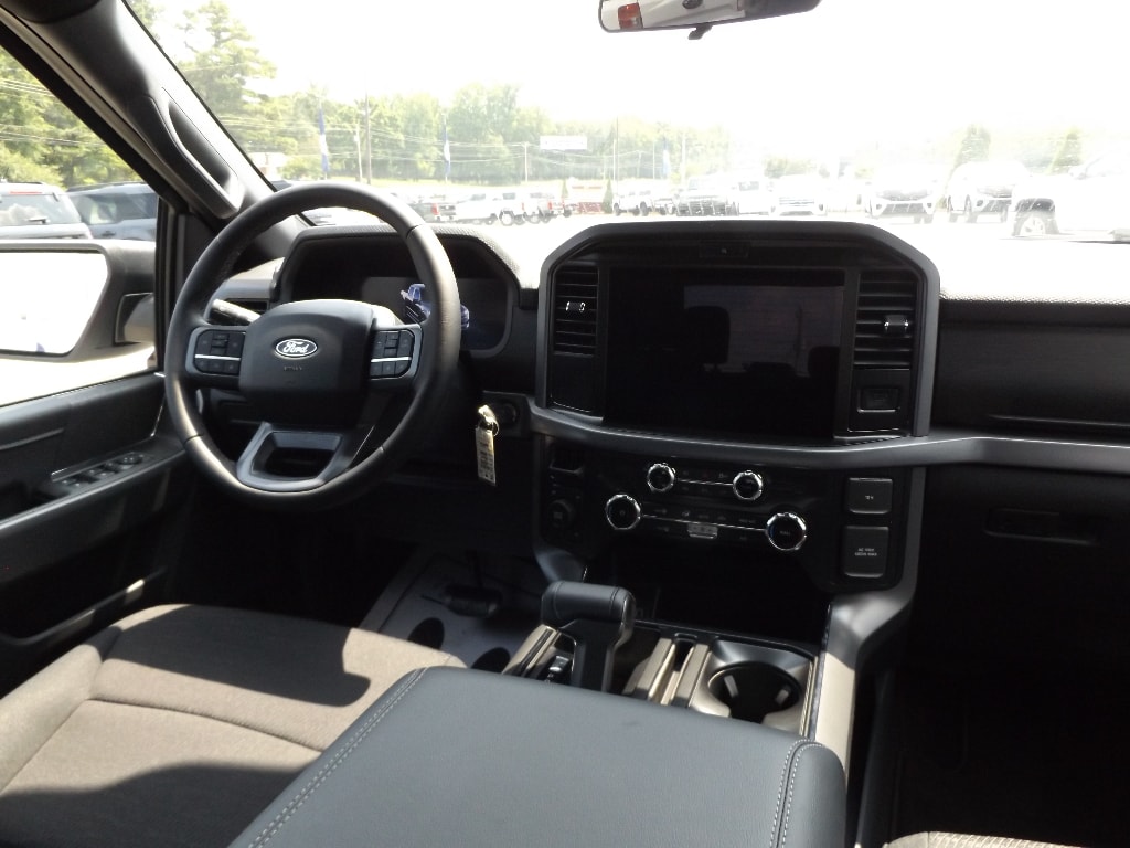 New 2026 Ford F-150 XLT Truck SuperCrew Cab