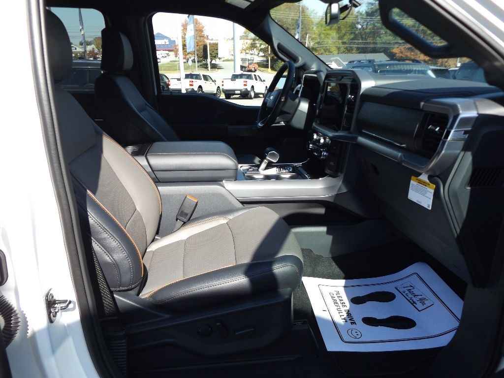 New 2025 Ford F-150 Lariat Truck SuperCrew Cab