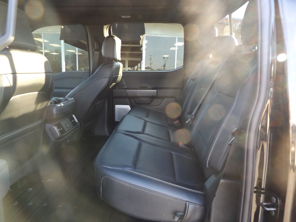 2025 Ford F-150 Lariat - Photo 12