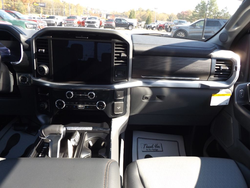 New 2025 Ford F-150 Lariat Truck SuperCrew Cab