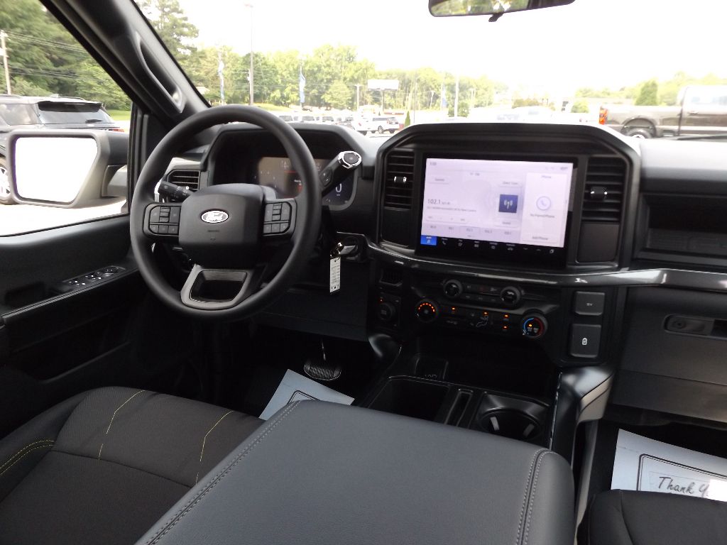 2025 Ford F-150 STX photo 3