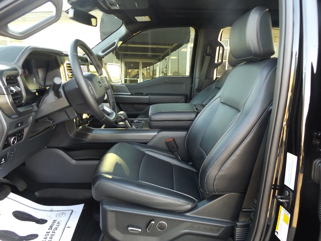 2025 Ford F-150 Lariat - Photo 14