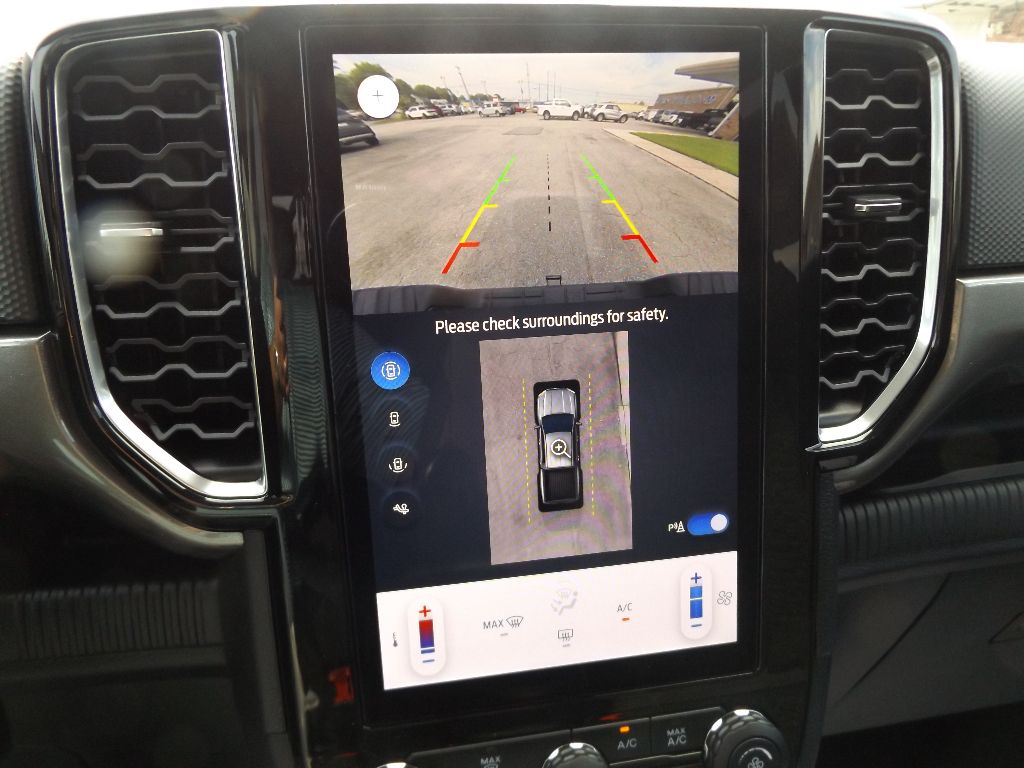 2025 Ford Ranger XLT - Photo 15