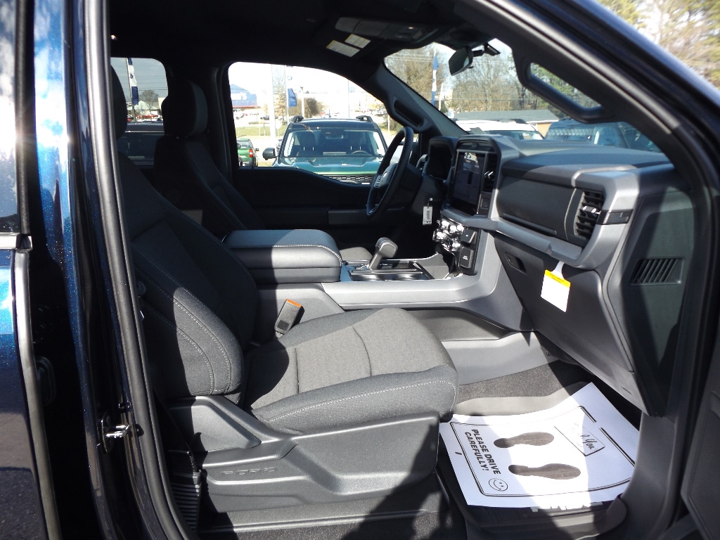 New 2026 Ford F-150 XLT Truck SuperCrew Cab