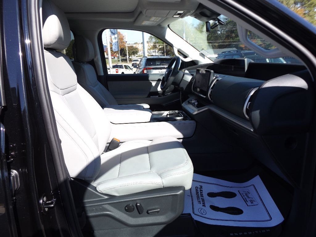 New 2025 Ford Expedition Max Active MAX SUV