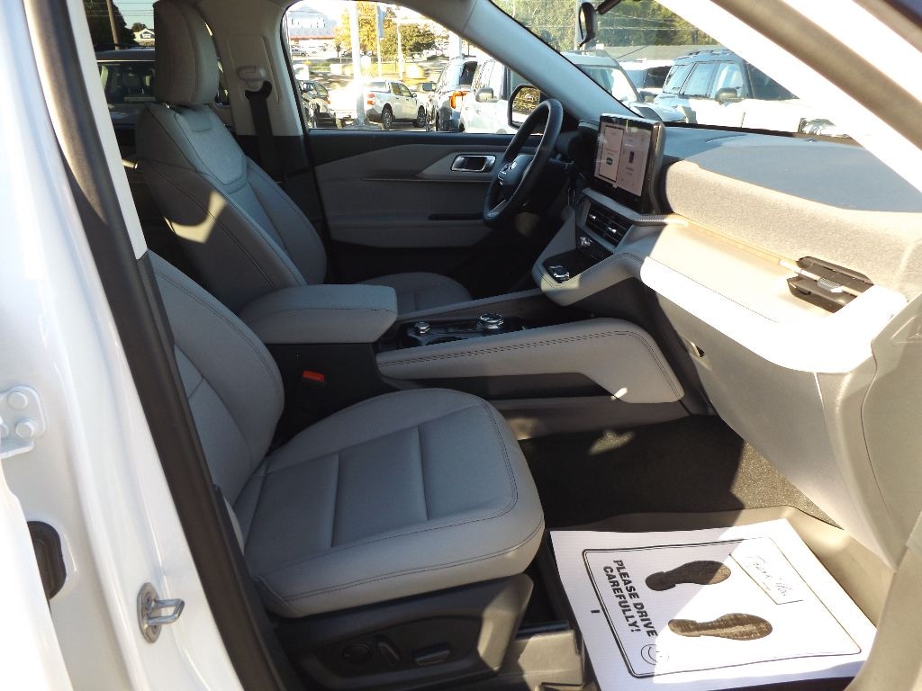 New 2025 Ford Explorer Active SUV