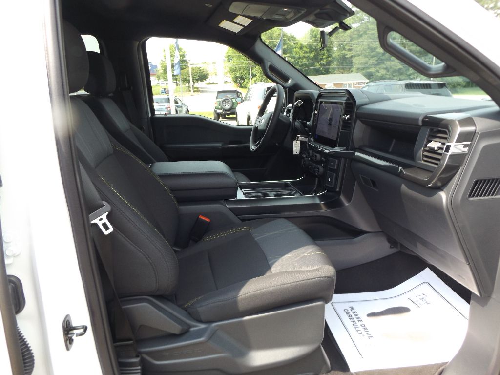 2025 Ford F-150 STX photo 2