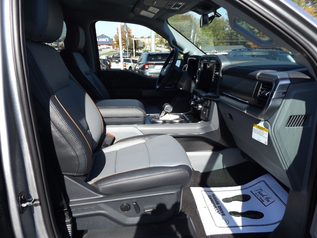 New 2025 Ford F-150 Lariat Truck SuperCrew Cab