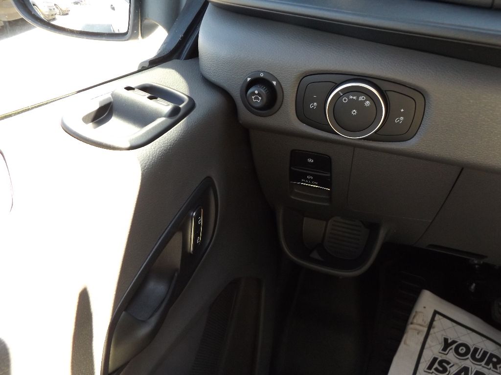 2025 Ford Transit Van Base - Photo 16